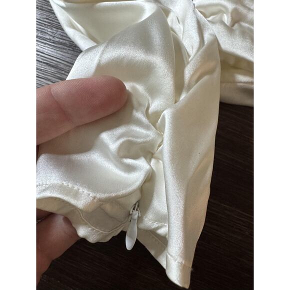 Carlisle Silk Blouse Ivory Ruched Pearl Button Vintage Victorian Dynasty - Picture 5 of 10